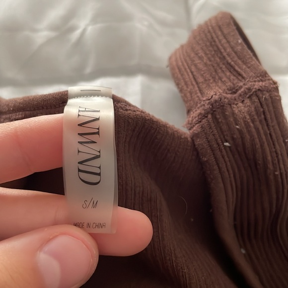 Brown Ribbed Women's Top - Picture 2 of 3